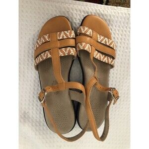 SAS Trinidad Yellow Leather Comfort Sandals Womens 8 W Made in USA T-Strap
